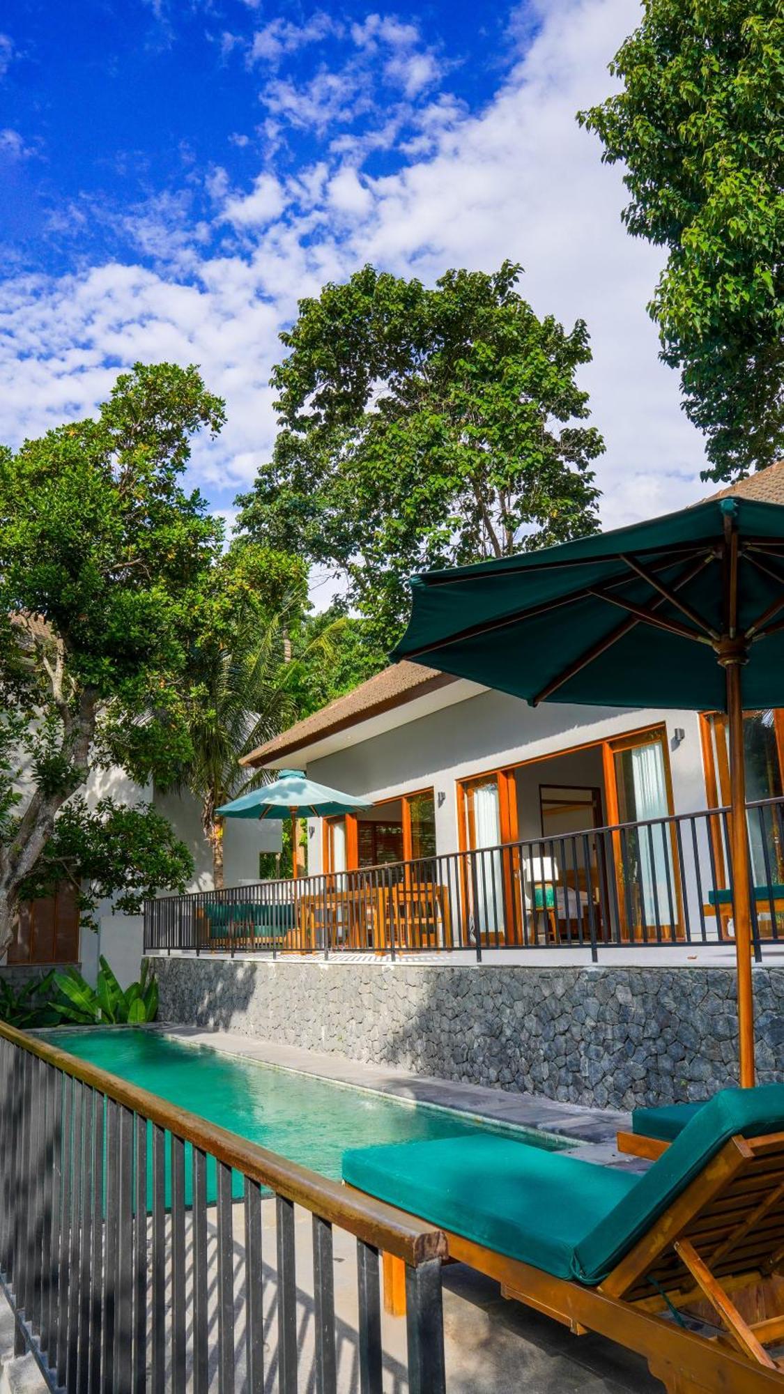 Sanglung Villas & Suites Kubutambahan  Bilik gambar